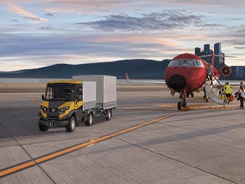 Industrial airport vehicle